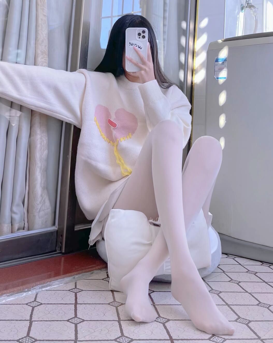 图片[3]-在角落的白丝超短裙大长腿小萝莉-自拍论坛-日常生活-大大鹏源码网